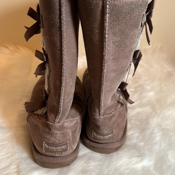 KOOLABURRA by UGG Big Kid Victoria Tall Boot - Picture 6 of 15